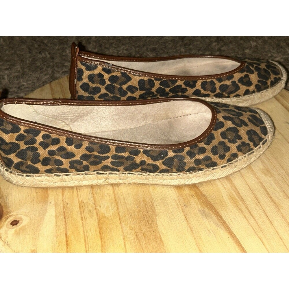 Women’s 7.5 G H Bass &Co Leopard Espadrille Ballet Flats
